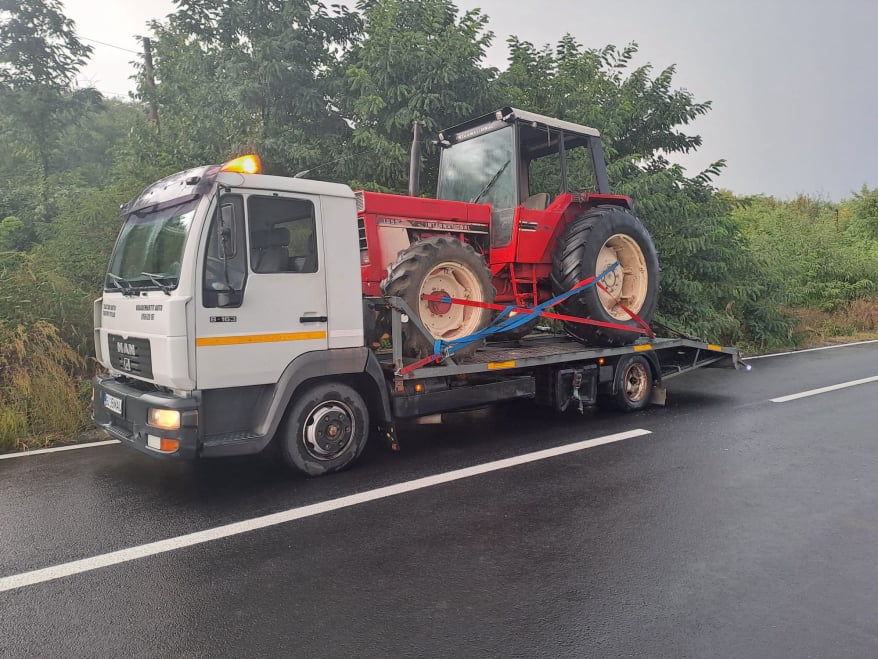 transport tractoare